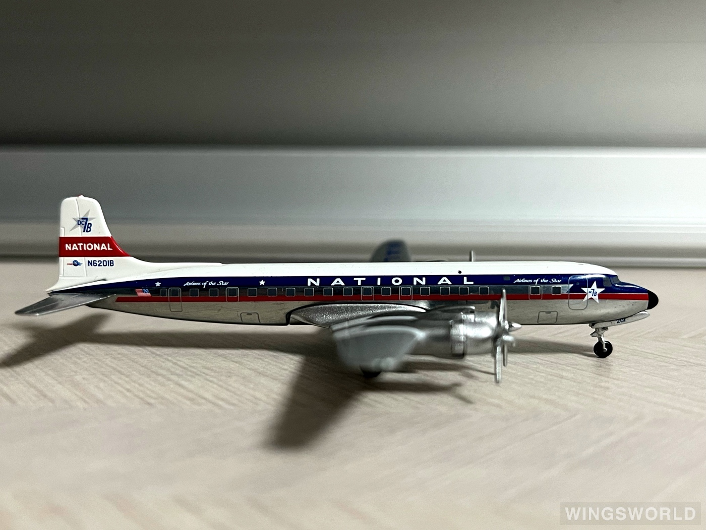 AeroClassics 1:400 ACN6201B National Airlines Douglas DC-7 N6201B