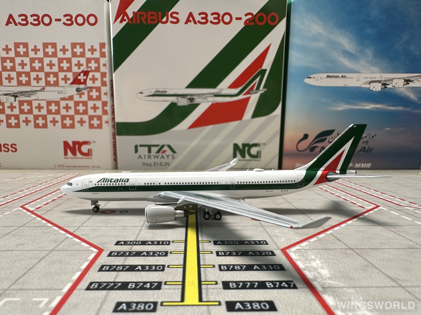 NGmodels 1:400 NG61036 Alitalia 意大利航空 Airbus A330-200 EI-EJN