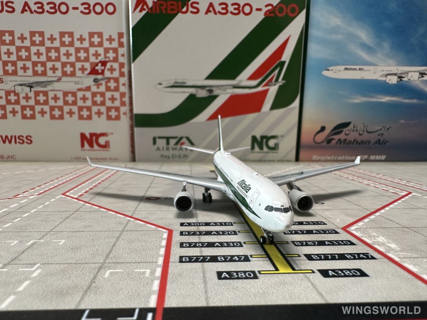 NGmodels 1:400 NG61036 Alitalia 意大利航空 Airbus A330-200 EI-EJN
