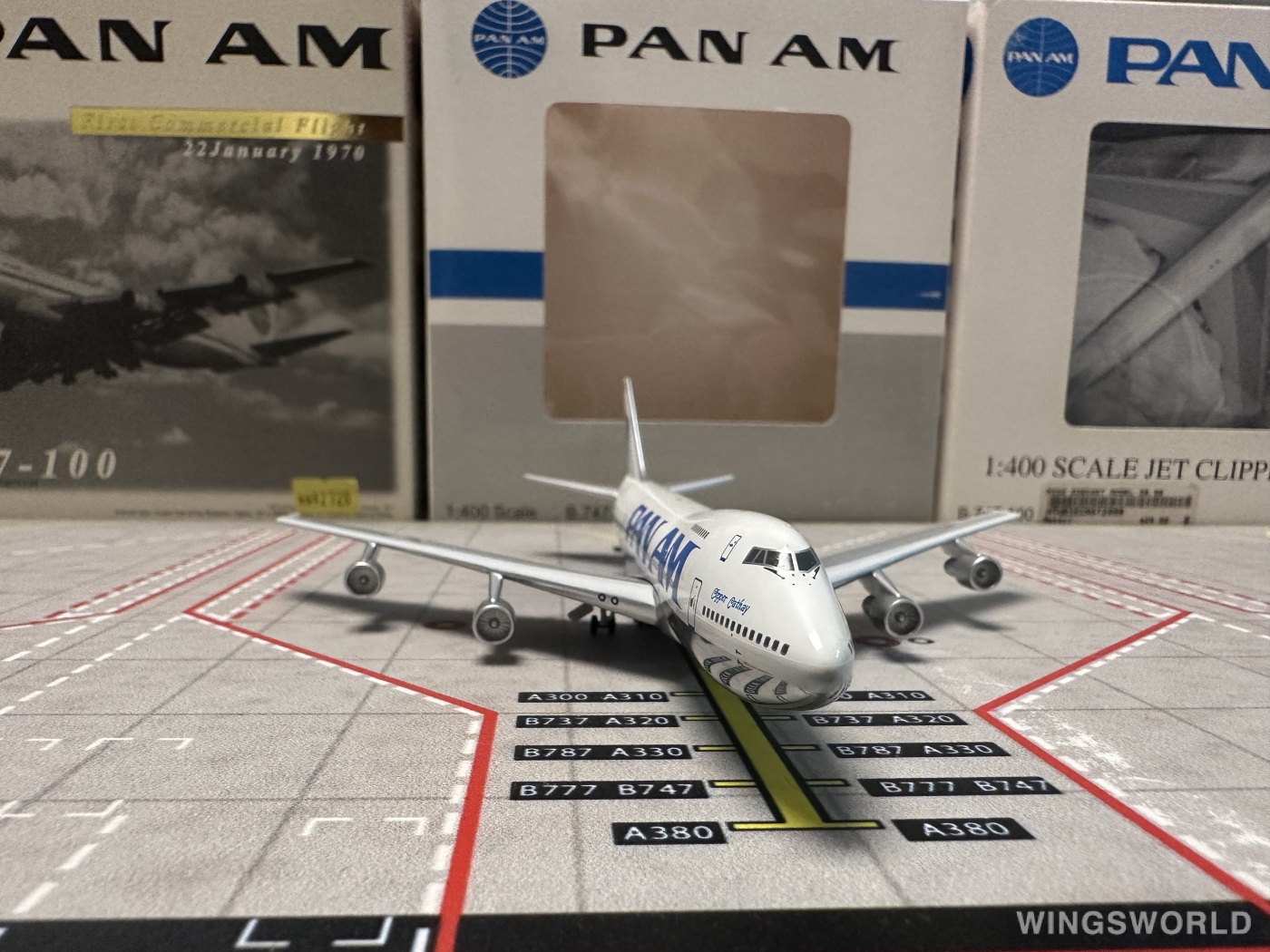 AeroClassics 1:400 PAAMC021 Pan Am 泛美航空 Boeing 747-200 N726PA