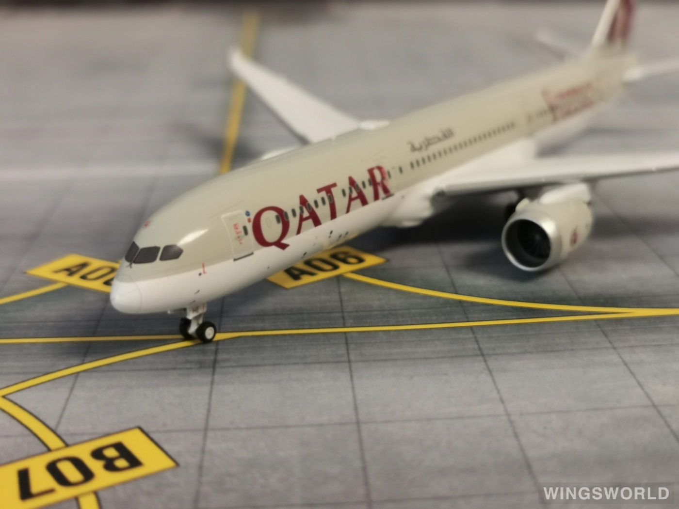 NGmodels 1:400 NG55105 Qatar 卡塔尔航空 Boeing 787-9 A7-BHE