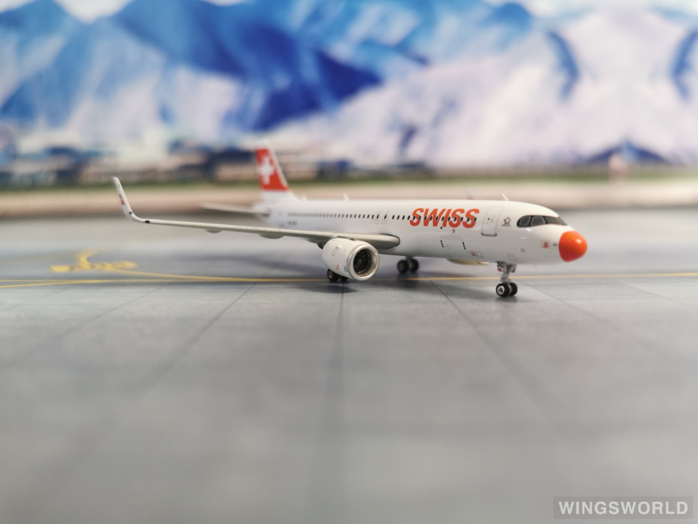 Phoenix 1:400 PH11784 Swiss 瑞士国际航空 Airbus A320neo HB-JDC