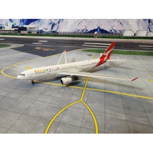 Qantas 澳洲航空 Airbus A330-200 VH-EBL  PH04521 Phoenix 1:400