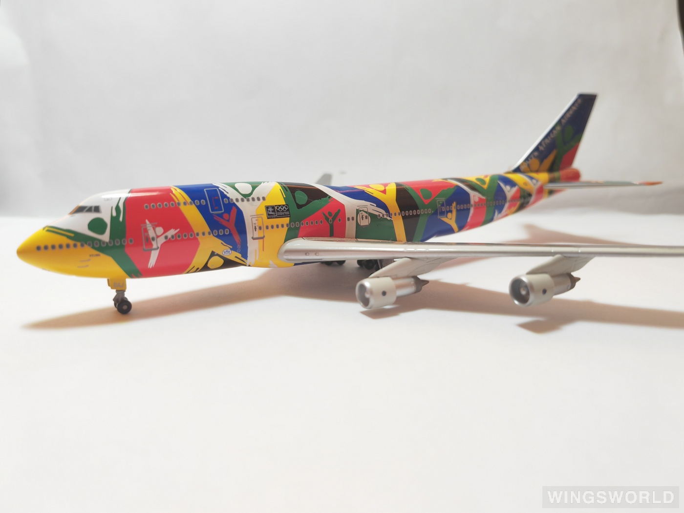 Dragon Models 1:400 55400 South African Airways 南非航空 Boeing 747-300 ZS-SAJ