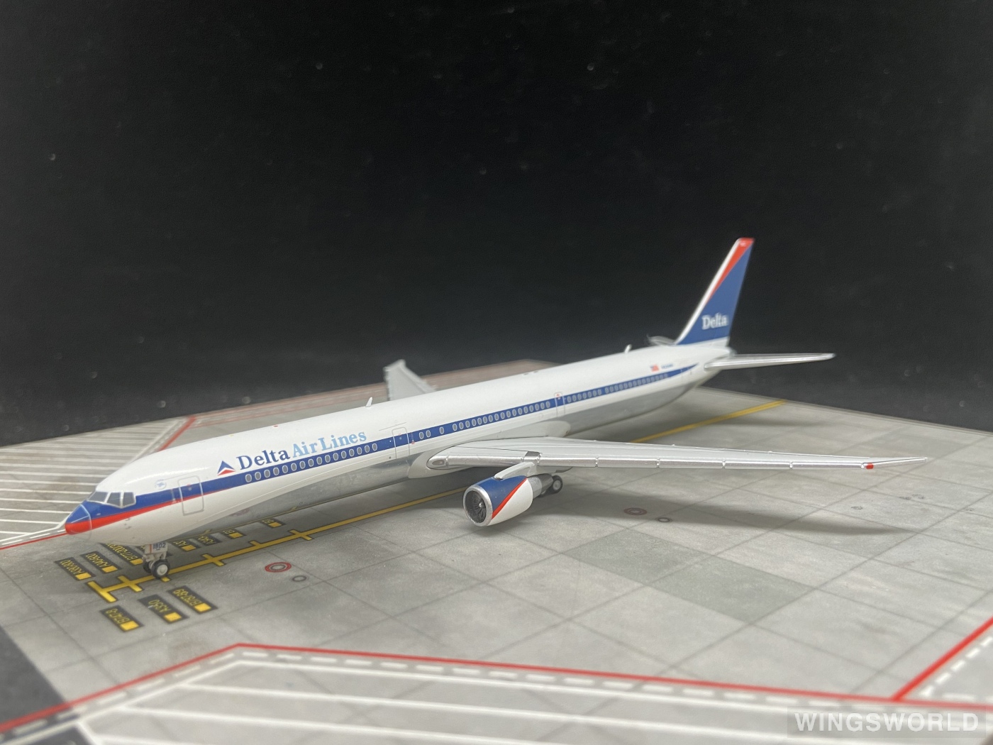 Geminijets 1:400 GJDAL2151 Delta Air Lines 达美航空 Boeing 767-400 N826MH