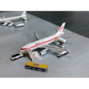 Martinair 马丁航空 Airbus A310-200 PH-MCB 1990s colors. With 