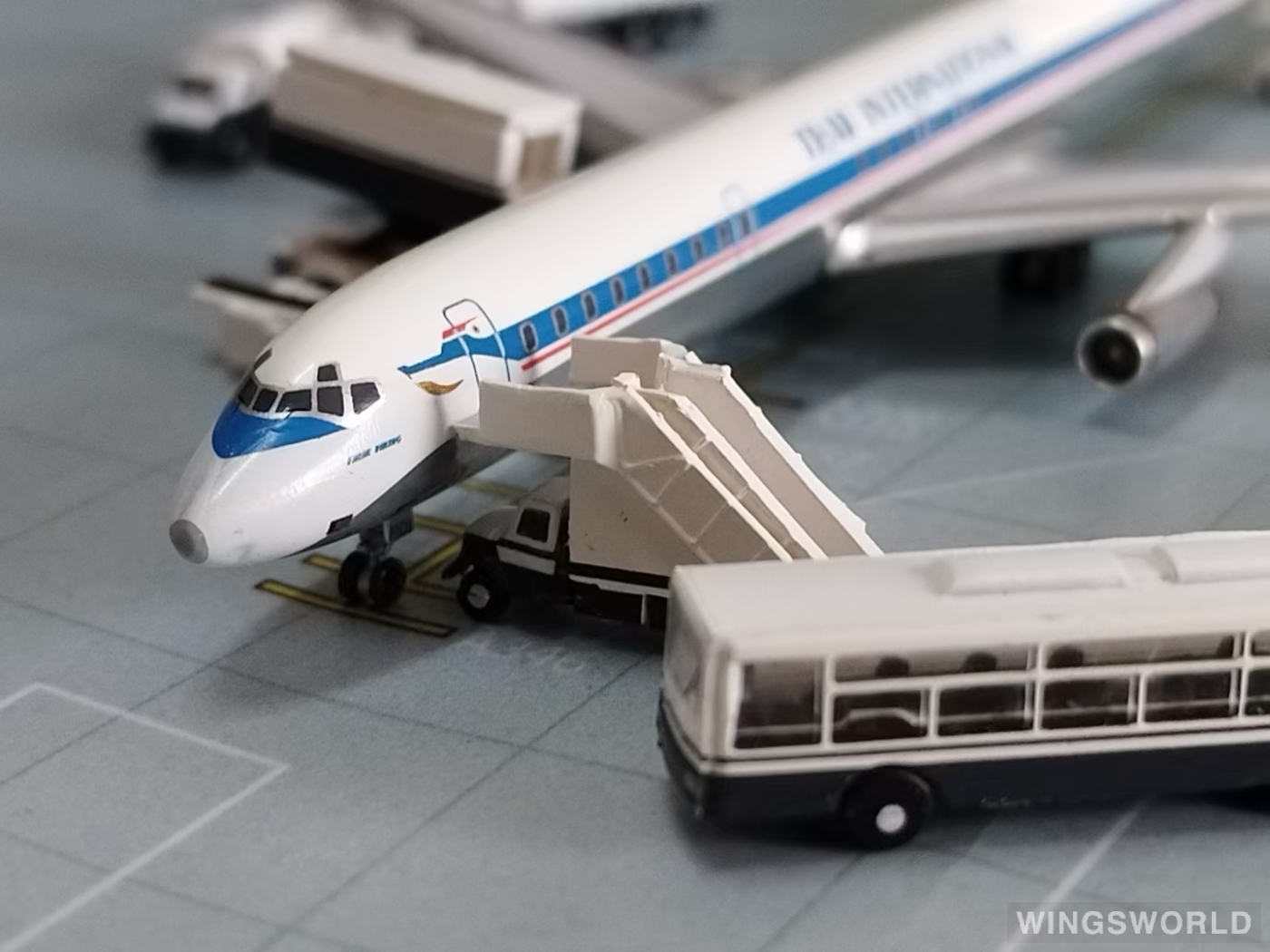 AeroClassics 1:400 ACLNMOI Thai Airways 泰国国际航空 Douglas DC-8 LN-MOI