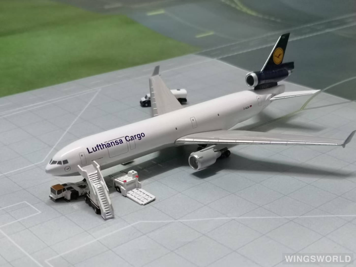 Dragon Models 1:400 55059 Lufthansa 汉莎航空 McDonnell Douglas MD-11 D-ALCA