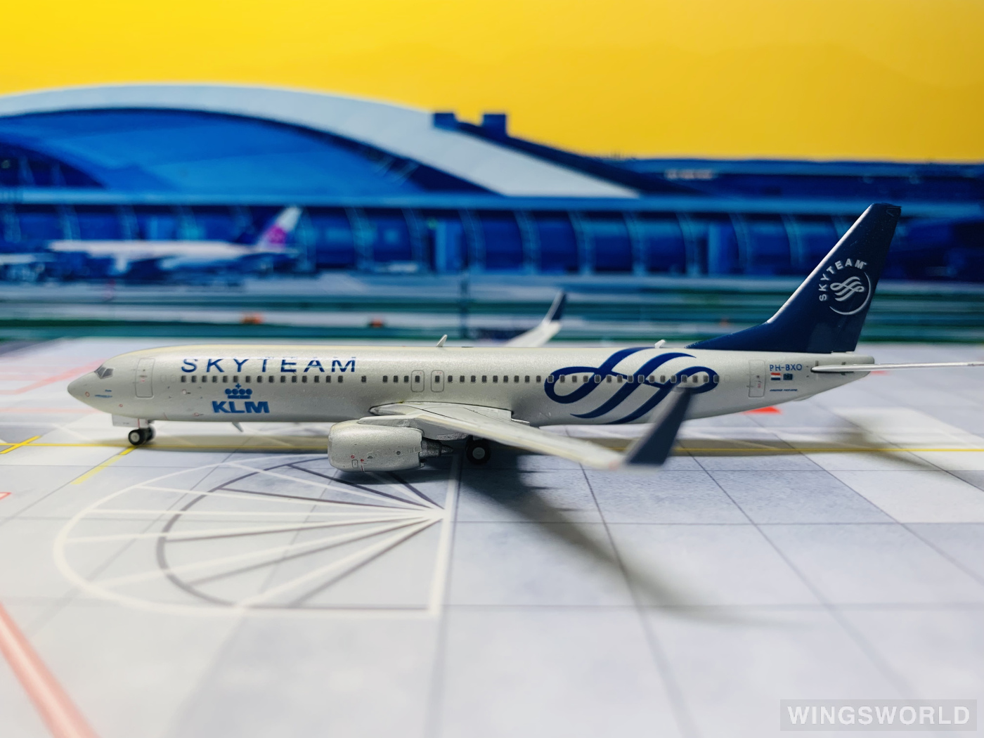 JC Wings 1:400 XX40003 KLM 荷兰皇家航空 Boeing 737-900 PH-BXO