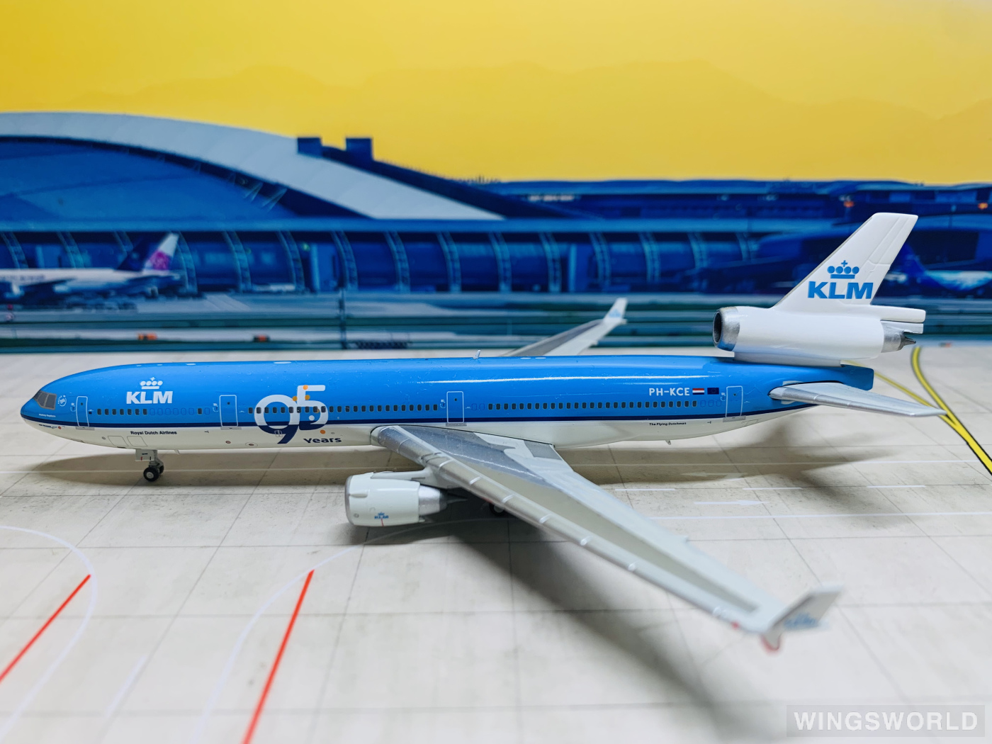 JC Wings 1:400 XX4611 KLM 荷兰皇家航空 McDonnell Douglas MD-11 PH-KCE