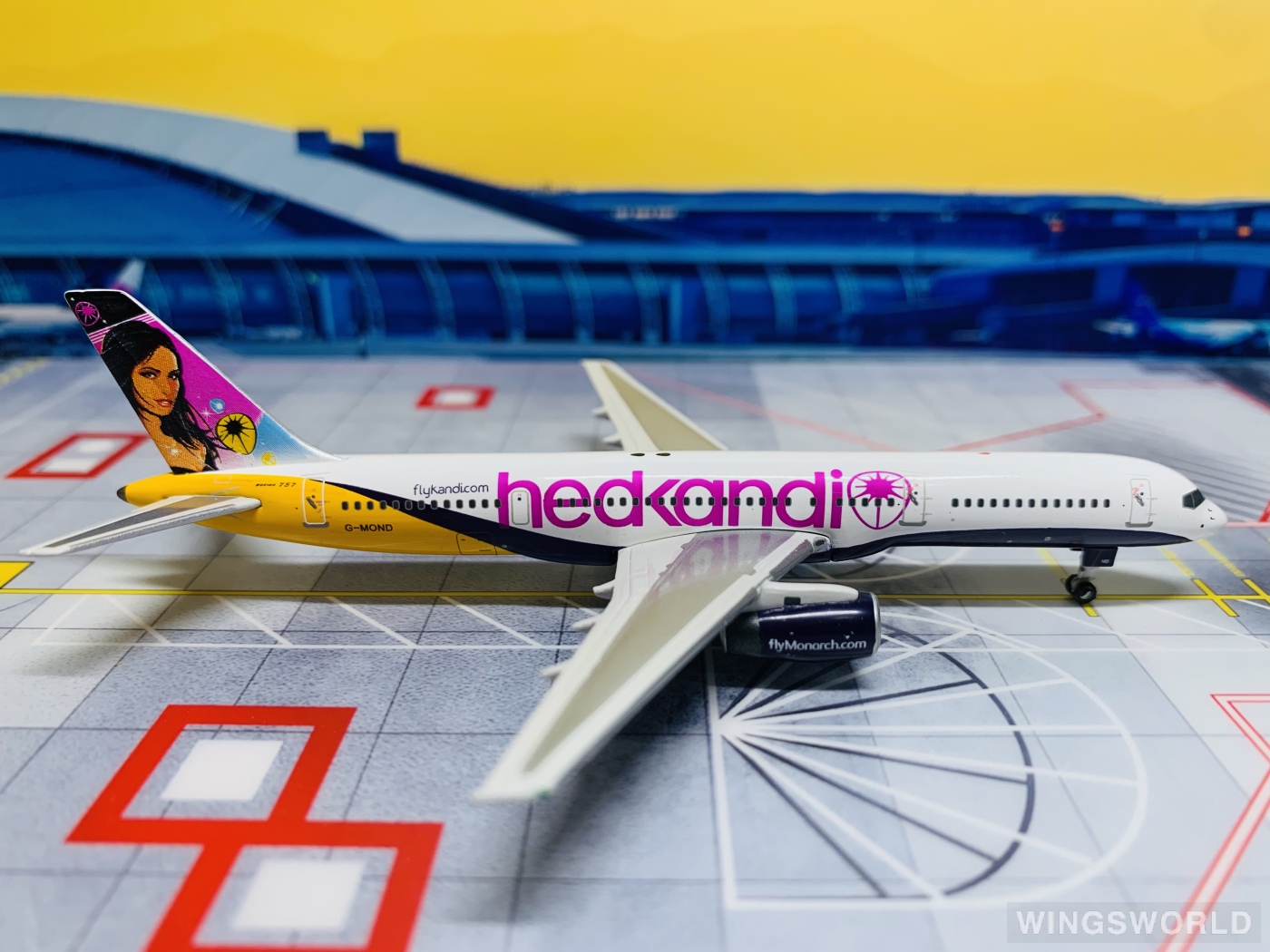 Phoenix 1:400 PH10184 Monarch Airlines 君主航空 Boeing 757-200 G-MOND