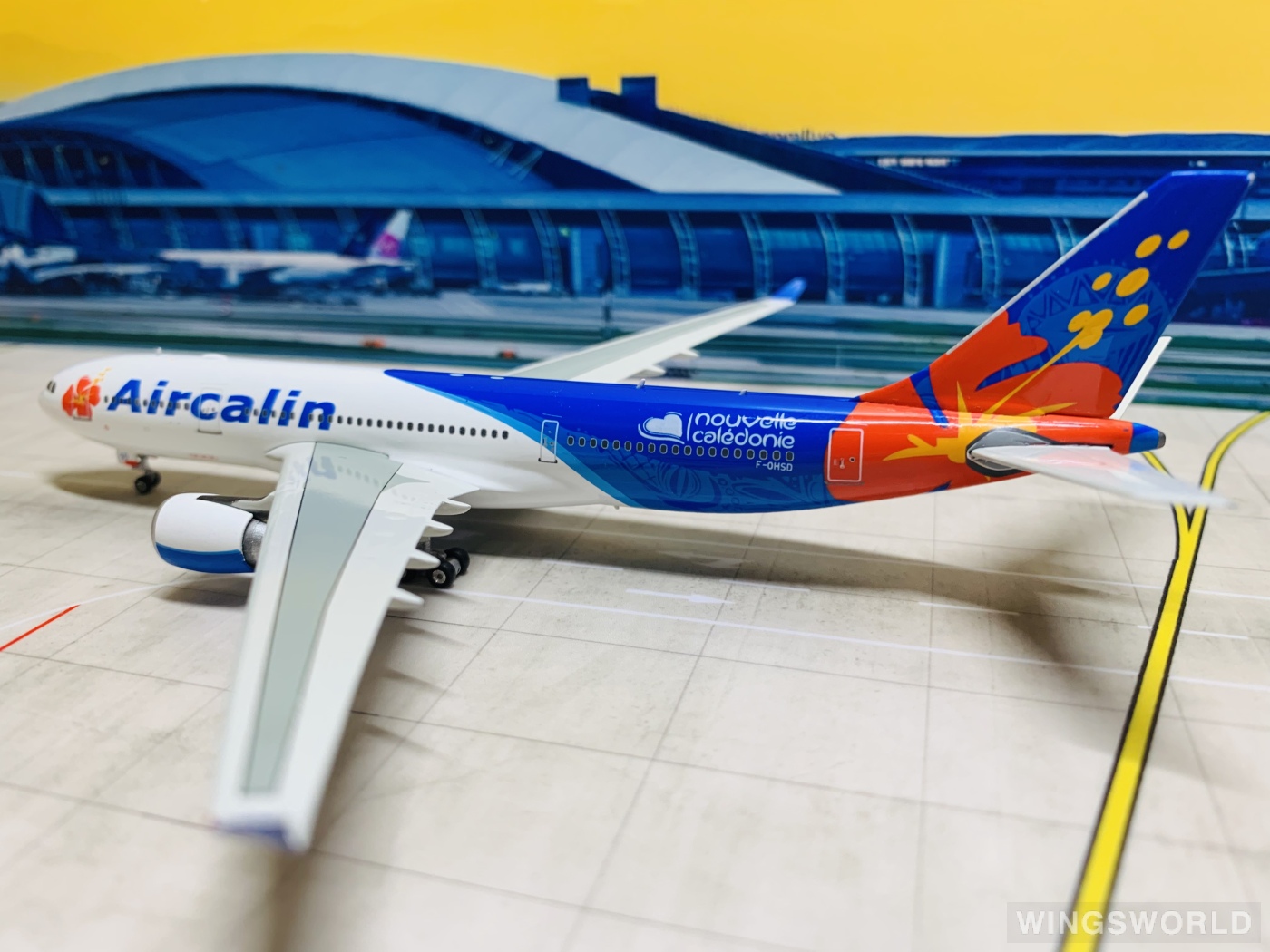 Phoenix 1:400 PH11081 AirCalin 喀里多尼亚航空 Airbus A330-200 F-OHSD