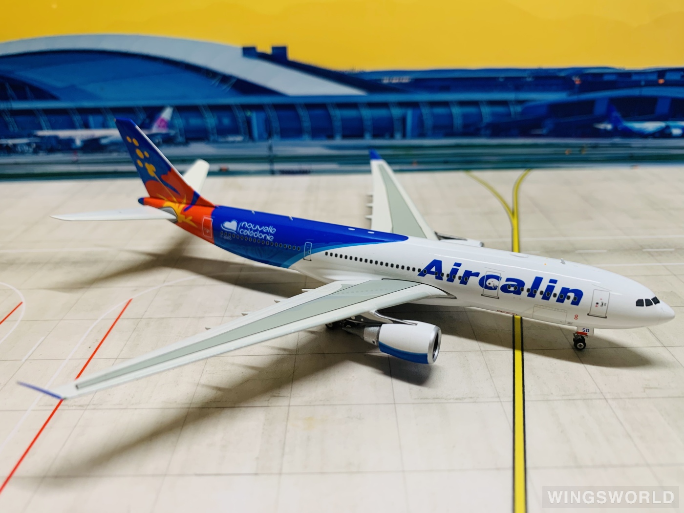 Phoenix 1:400 PH11081 AirCalin 喀里多尼亚航空 Airbus A330-200 F-OHSD
