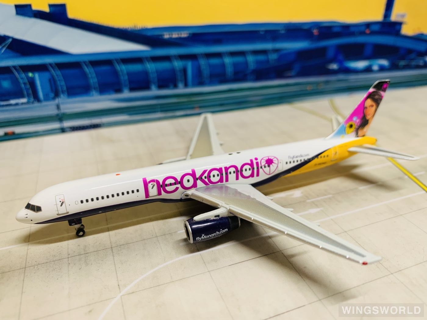 Phoenix 1:400 PH10184 Monarch Airlines 君主航空 Boeing 757-200 G-MOND