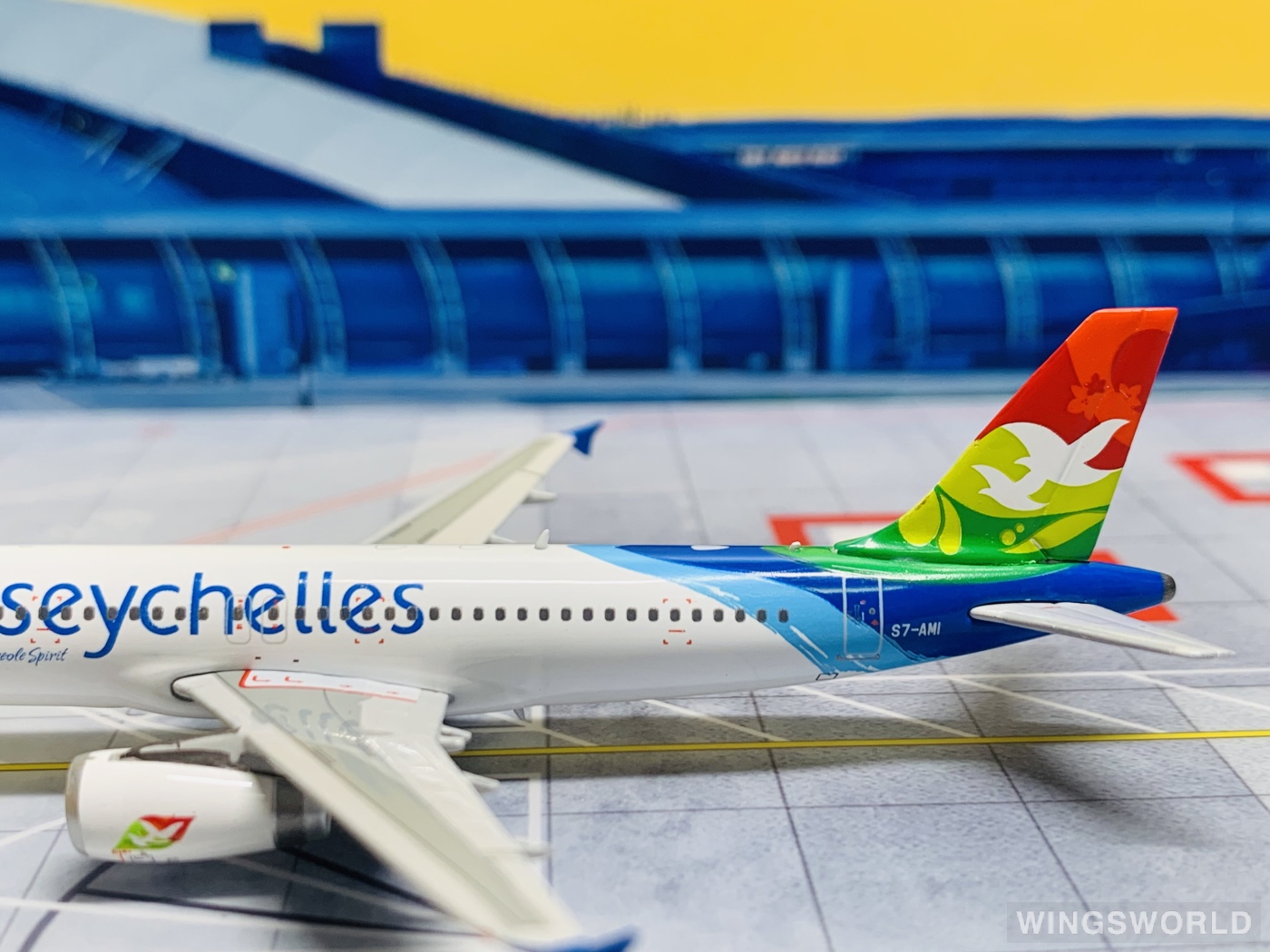 Phoenix 1:400 PH11304 Air Seychelles 塞舌尔航空 Airbus A320 S7-AMI