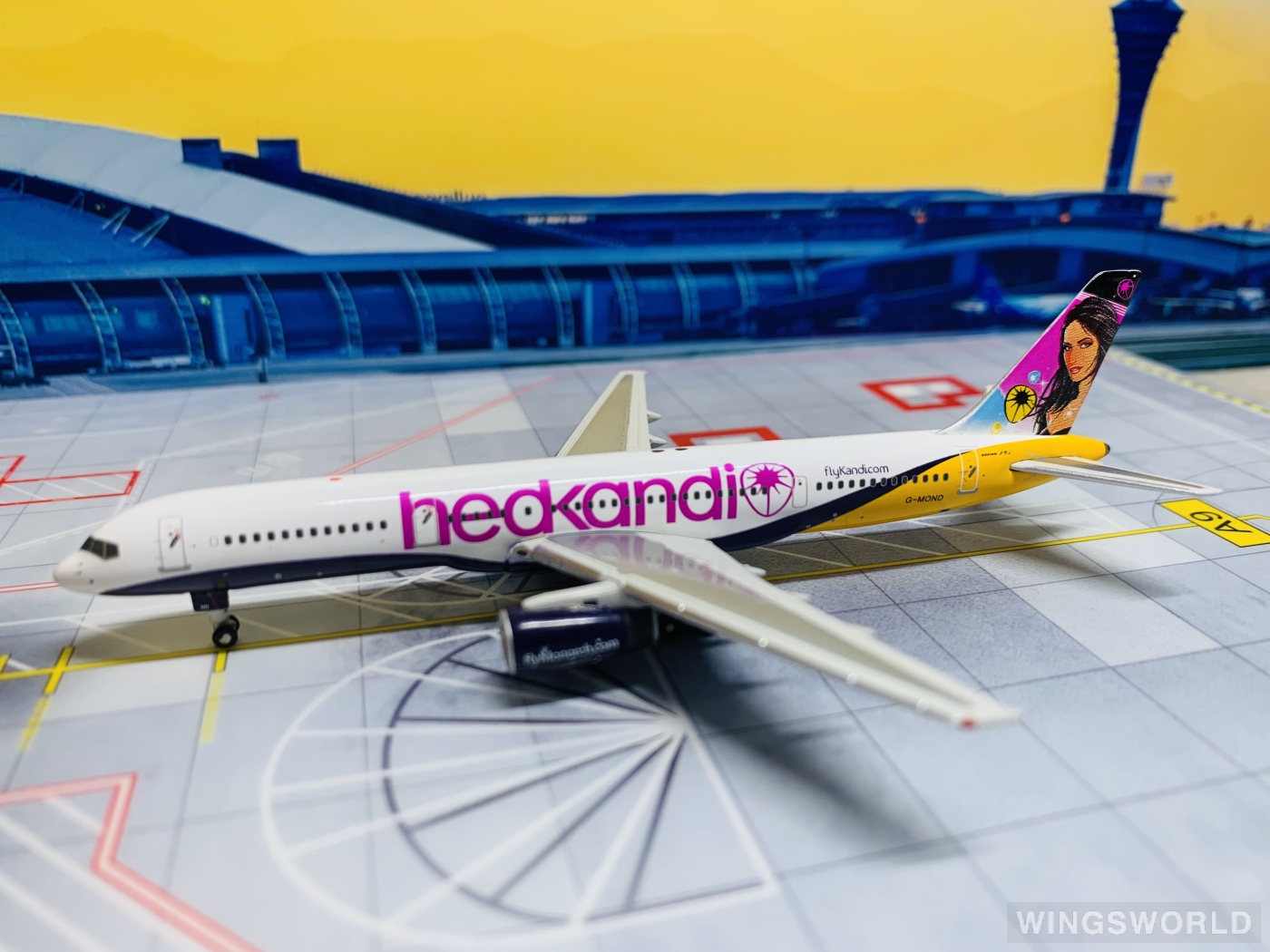 Phoenix 1:400 PH10184 Monarch Airlines 君主航空 Boeing 757-200 G-MOND