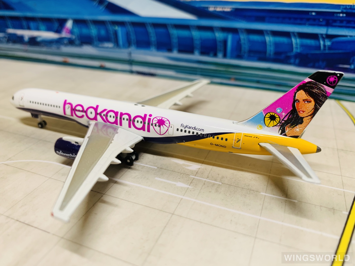 Phoenix 1:400 PH10184 Monarch Airlines 君主航空 Boeing 757-200 G-MOND