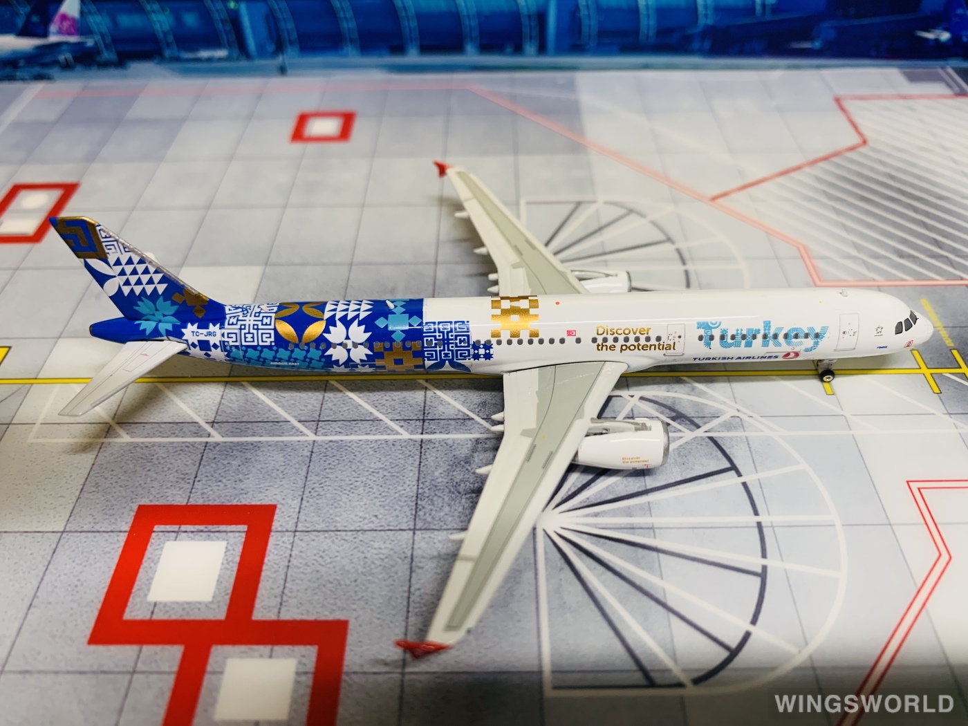 Phoenix 1:400 PH11241 Turkish Airlines 土耳其航空 Airbus A321 TC-JRG
