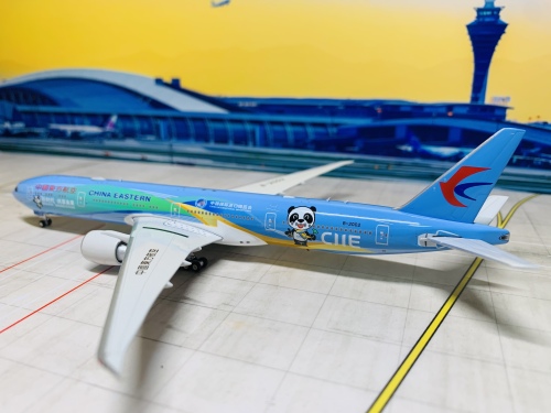 Phoenix 1/400 中国東方航空 B777-300ER
