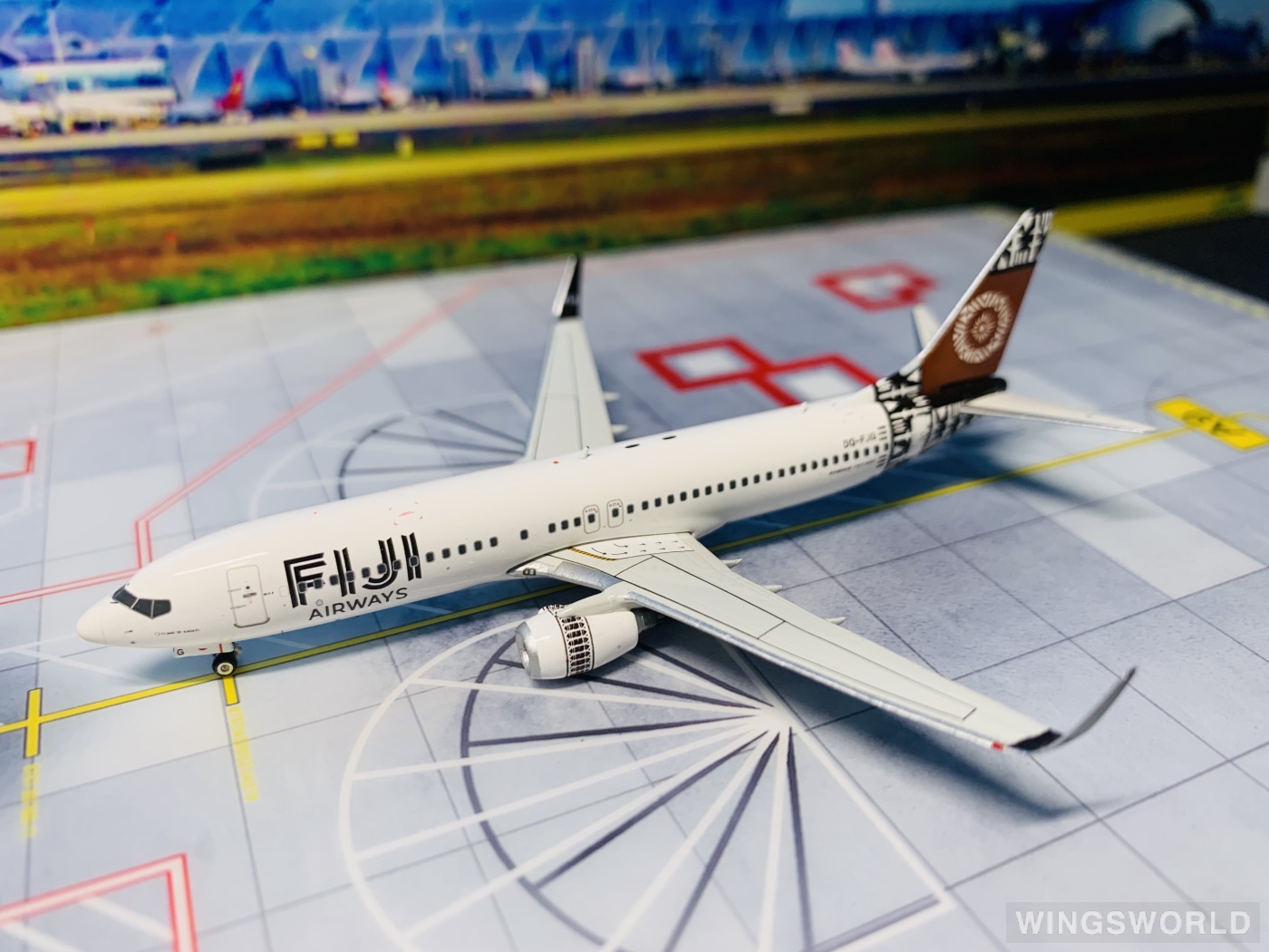 Phoenix 1:400 PH10904 Fiji Airways 斐济航空 Boeing 737-800 DQ-FJG