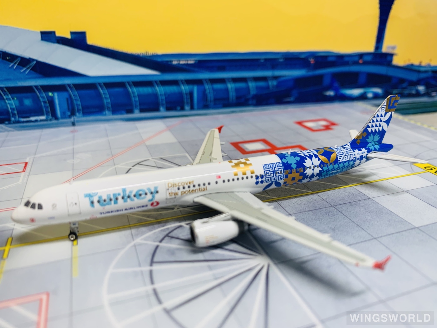 Phoenix 1:400 PH11241 Turkish Airlines 土耳其航空 Airbus A321 TC-JRG