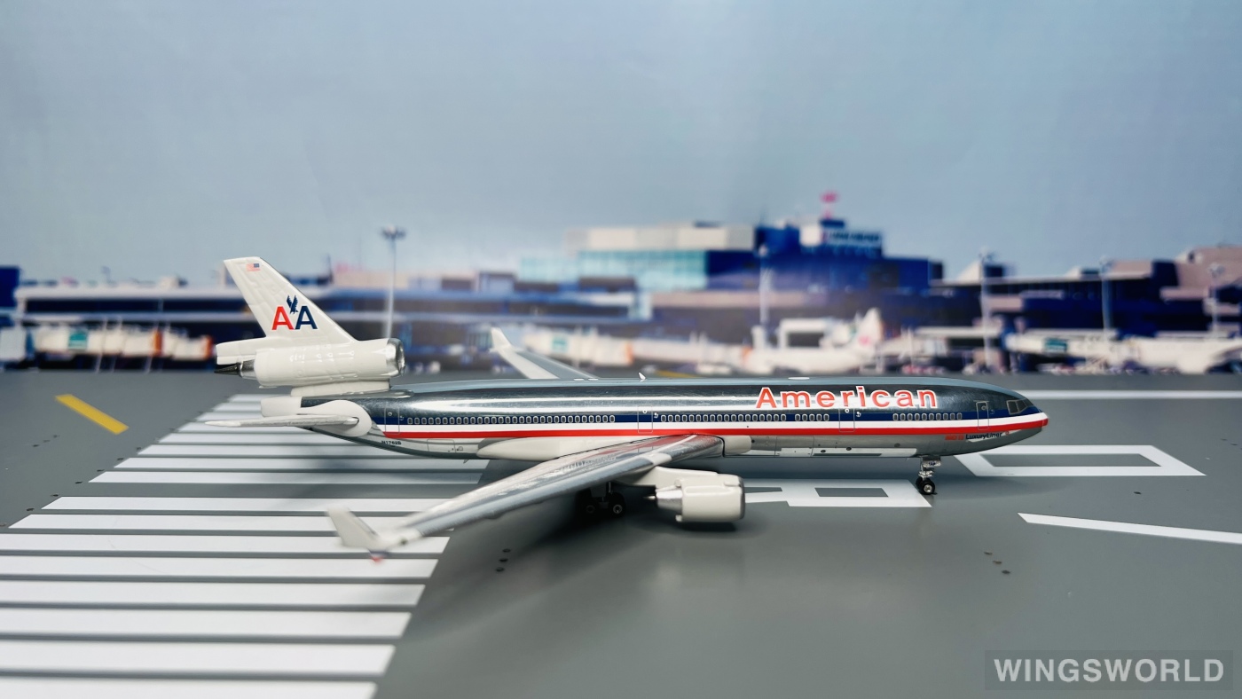 Phoenix 1:400 PH04515 American Airlines 美国航空 McDonnell Douglas MD-11 N1762B