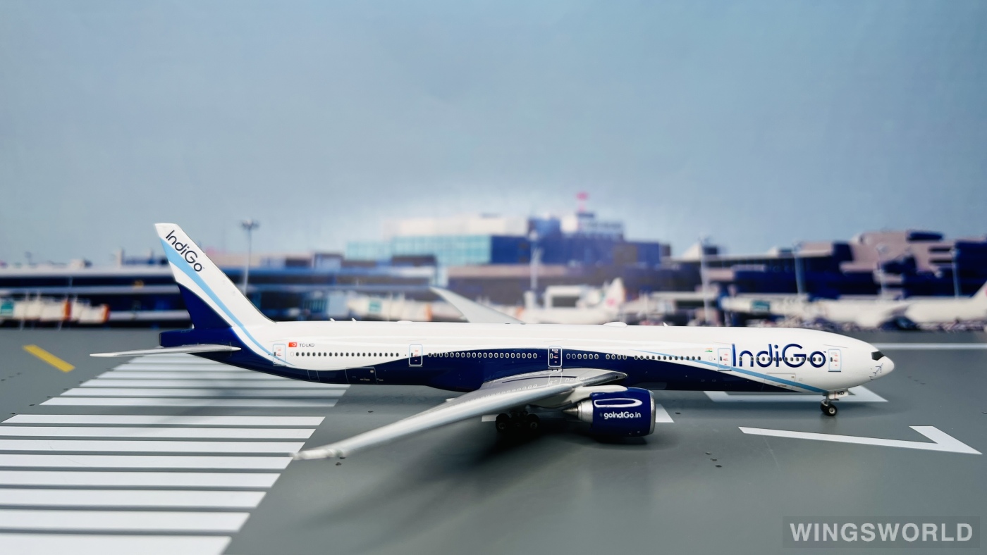 Phoenix 1:400 PH11812 Indigo Boeing 777-300ER TC-LKD