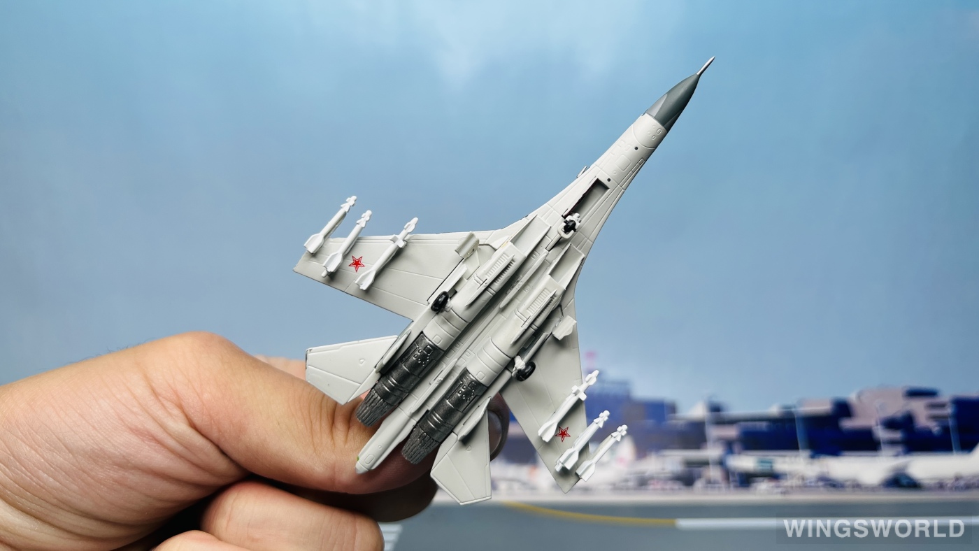 Herpa 1:200 571425 Russian Air Force 俄罗斯空军 Sukhoi Su-27 305