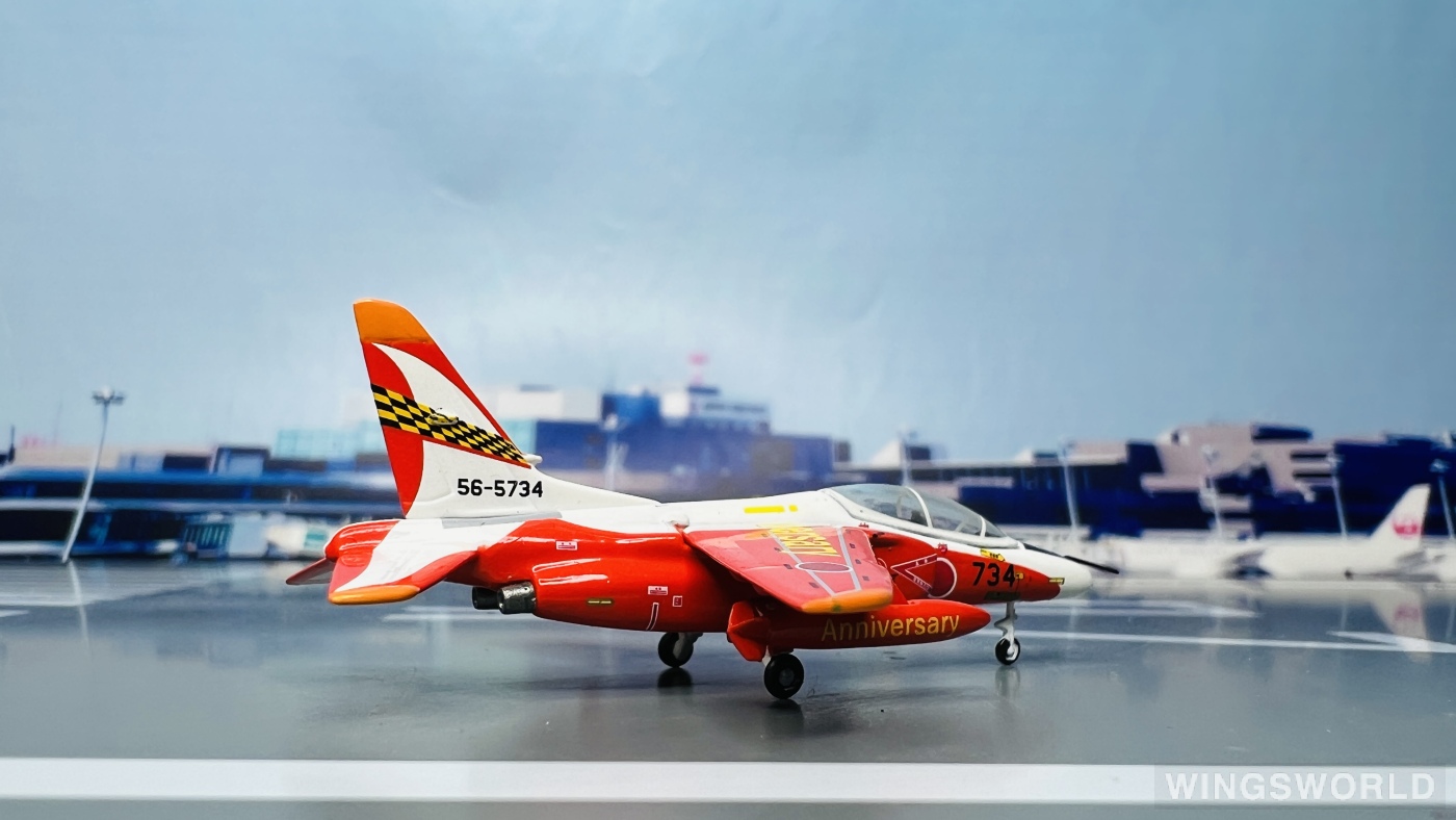Gulliver 1:200 WA22013 JASDF 日本航空自卫队 Kawasaki T-4 66-5748