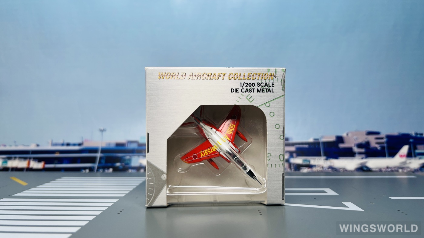 Gulliver 1:200 WA22013 JASDF 日本航空自卫队 Kawasaki T-4 66-5748