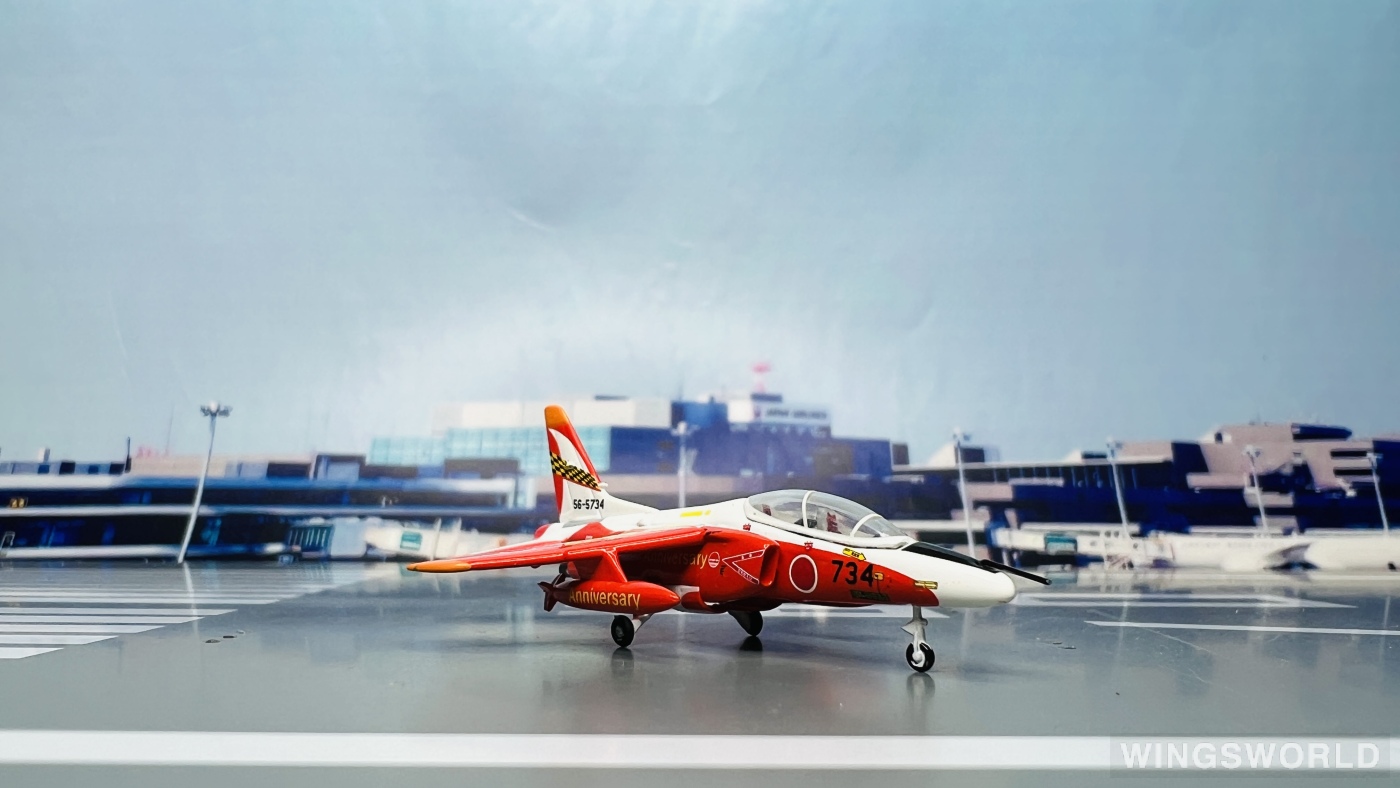 Gulliver 1:200 WA22013 JASDF 日本航空自卫队 Kawasaki T-4 66-5748
