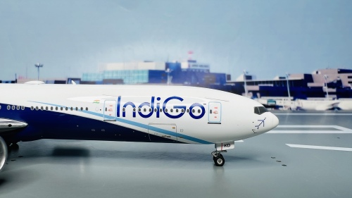 PH11812 Indigo 靛蓝航空Boeing 777-300ER TC-LKD Phoenix 1:400 -飞机