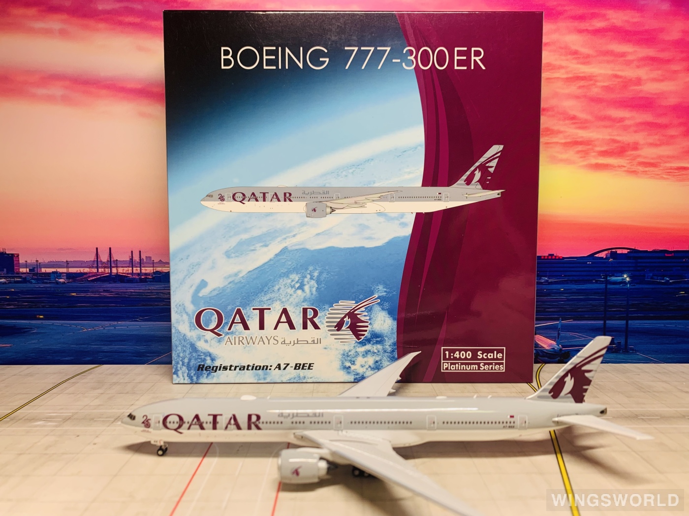 Phoenix 1:400 PH11777 Qatar 卡塔尔航空 Boeing 777-300ER A7-BEE