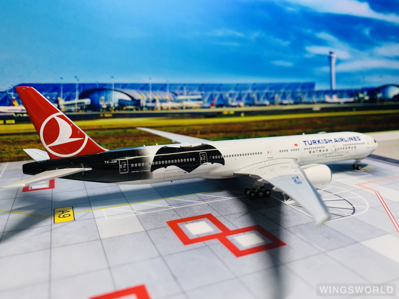 Phoenix 1:400 PH04091 Turkish Airlines 土耳其航空 Boeing 777-300ER TC-JJN