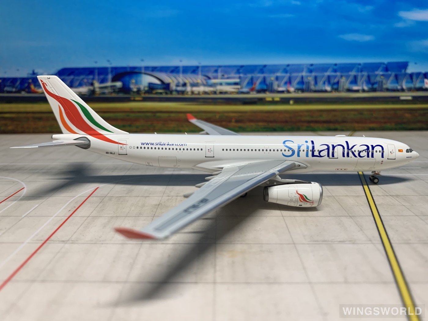 NGmodels 1:400 NG61008 SriLankan Airlines 斯里兰卡航空 Airbus A330-200 4R-ALJ