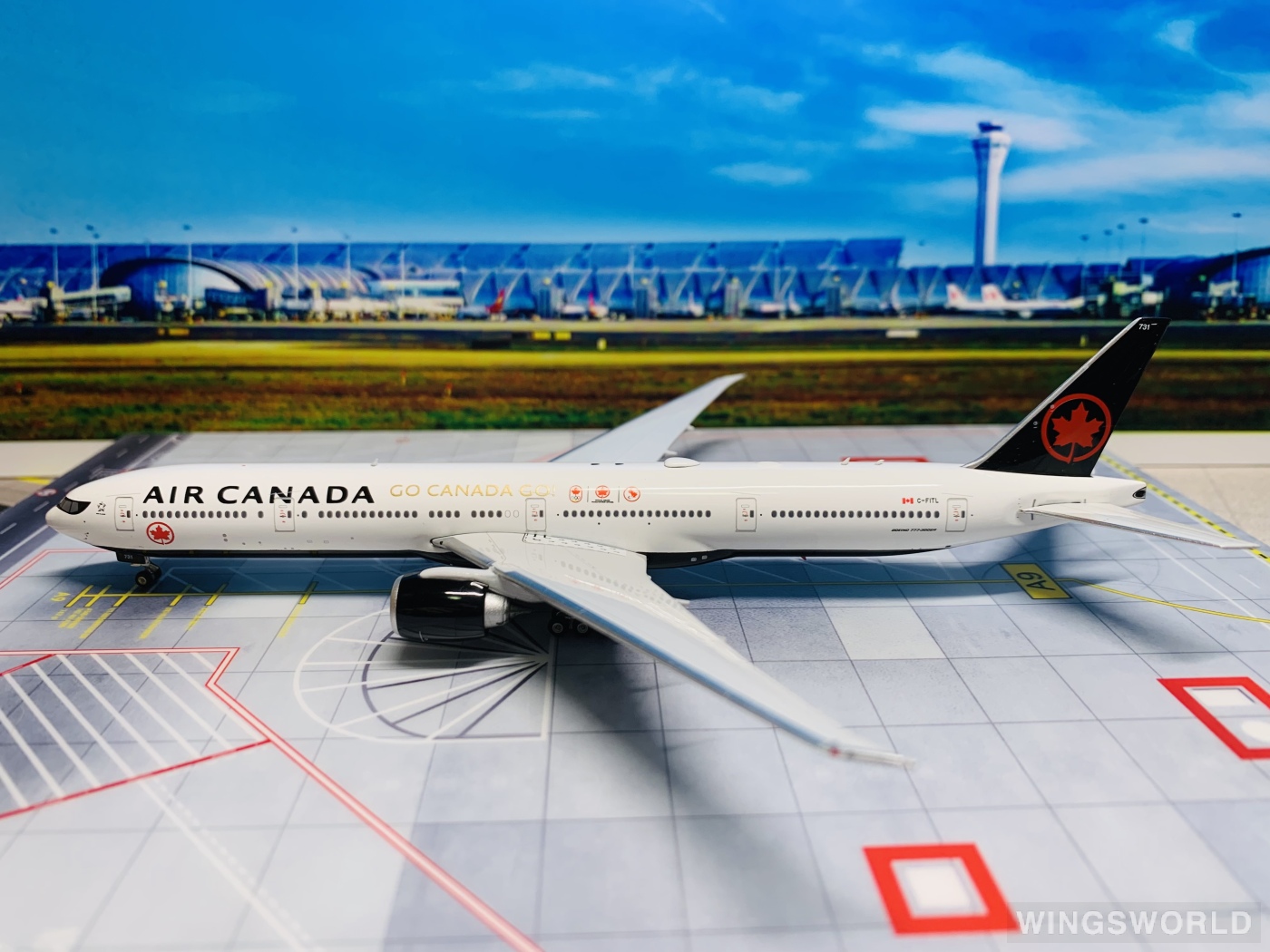 Phoenix 1:400 PH04204 Air Canada 加拿大航空 Boeing 777-300 C-FITL