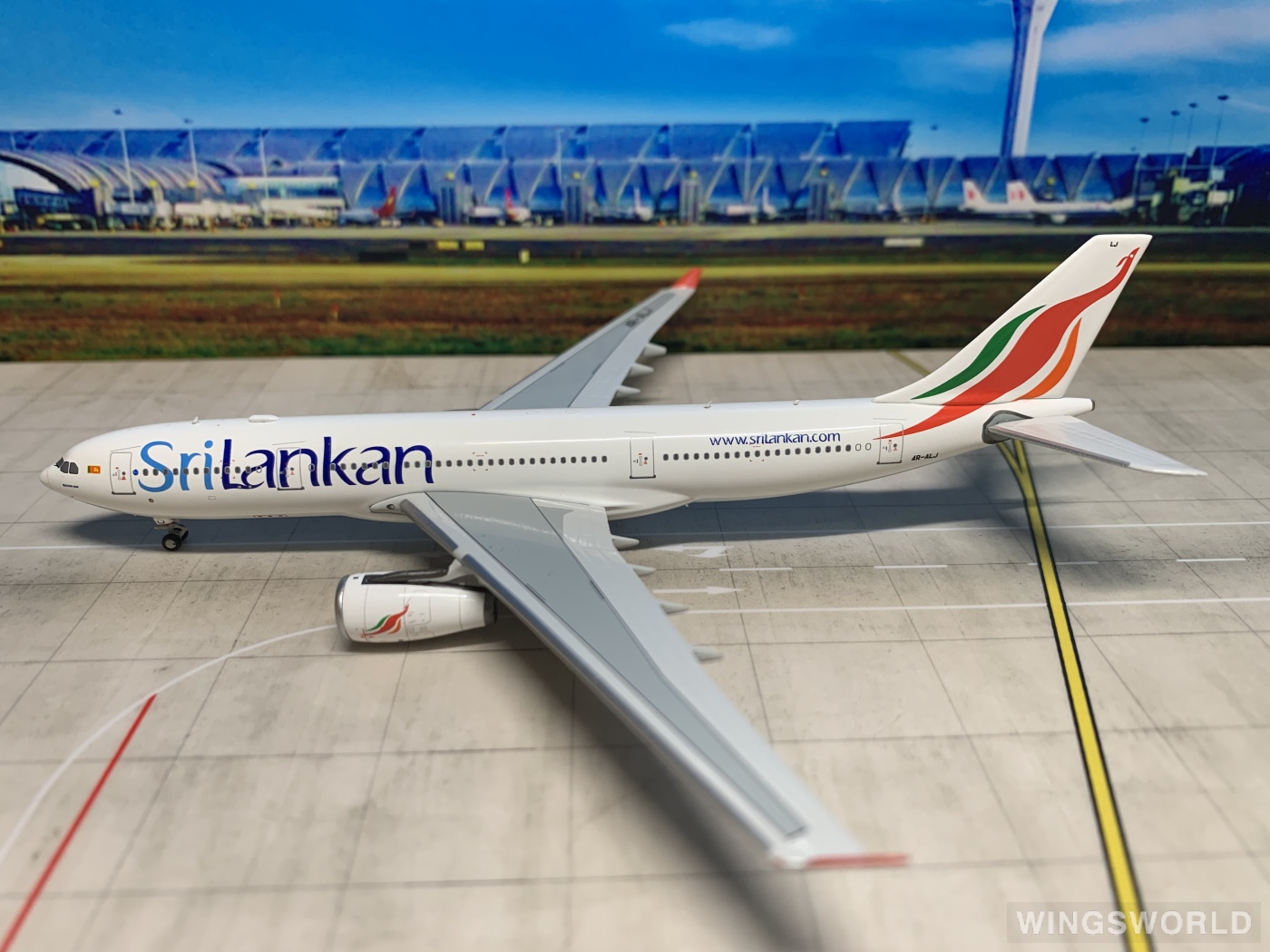 NGmodels 1:400 NG61008 SriLankan Airlines 斯里兰卡航空 Airbus A330-200 4R-ALJ