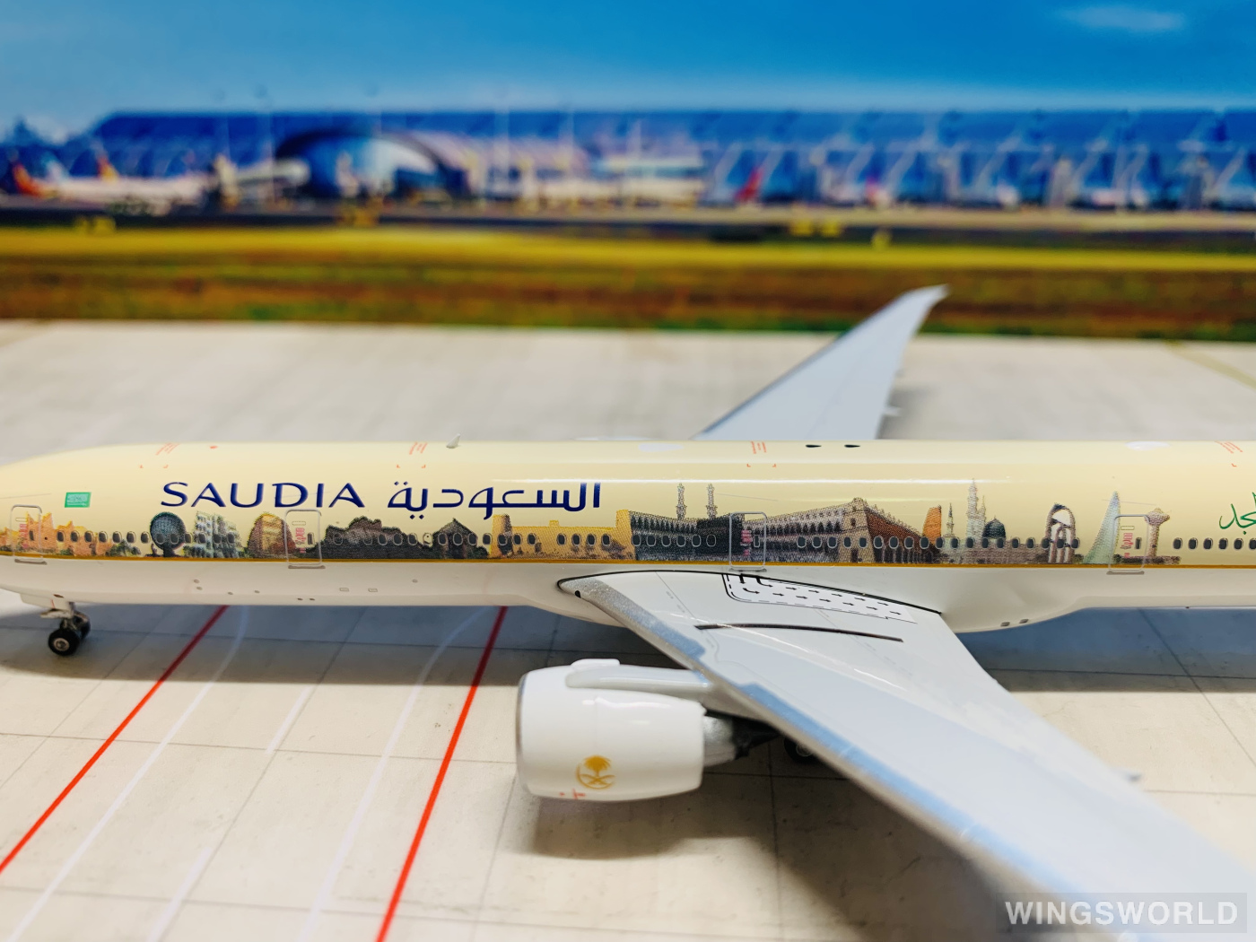 Phoenix 1:400 PH11349 Saudia 沙特阿拉伯航空 Boeing 777-300ER HZ-AK28