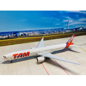 TAM Airlines 巴西天马航空 Boeing 777-300ER PT-MUD  PH10620 Phoenix 1:400