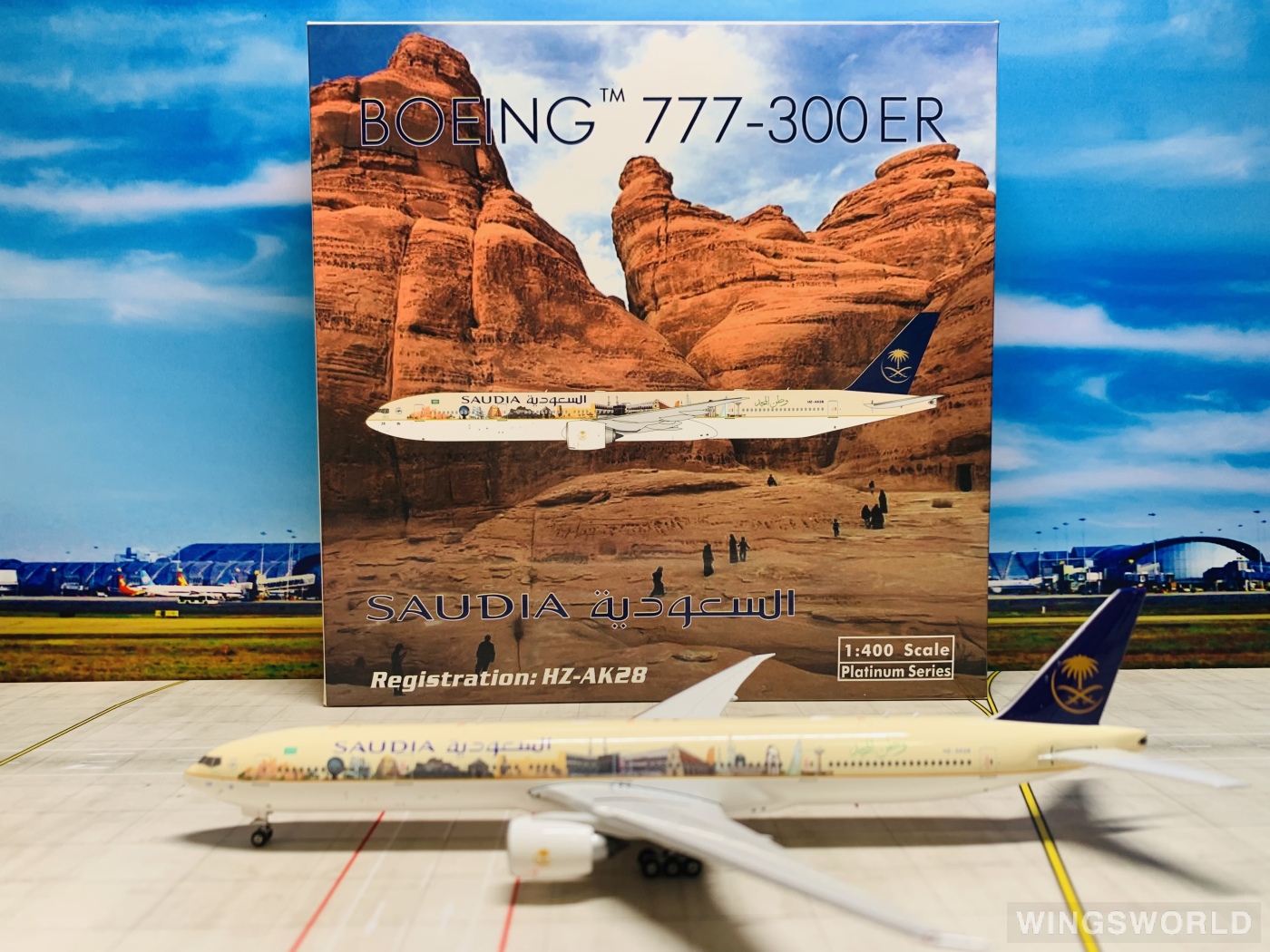 Phoenix 1:400 PH11349 Saudia 沙特阿拉伯航空 Boeing 777-300ER HZ-AK28