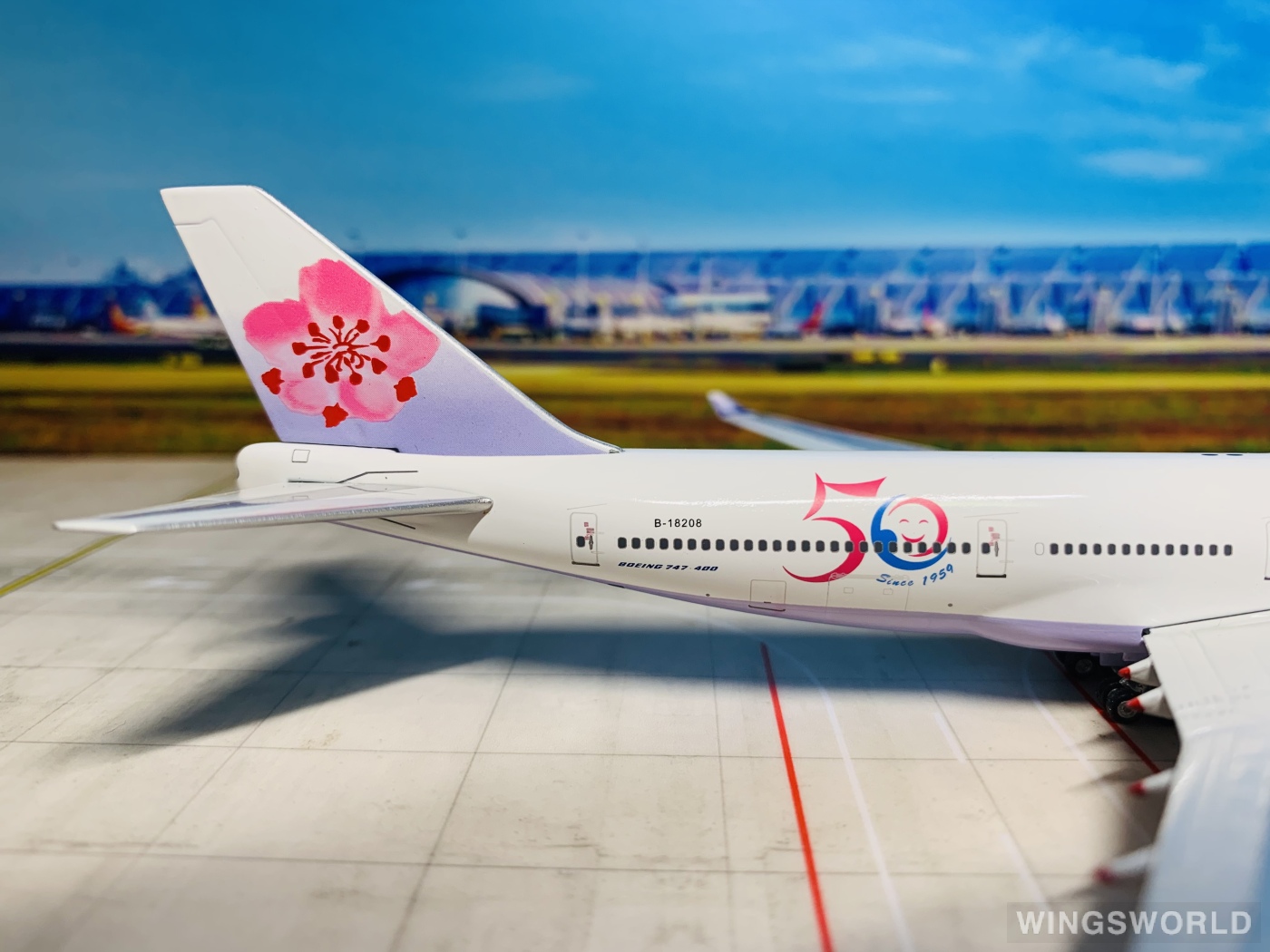 Phoenix 1:400 PH10351 China Airlines 中华航空 Boeing 747-400 B-18208