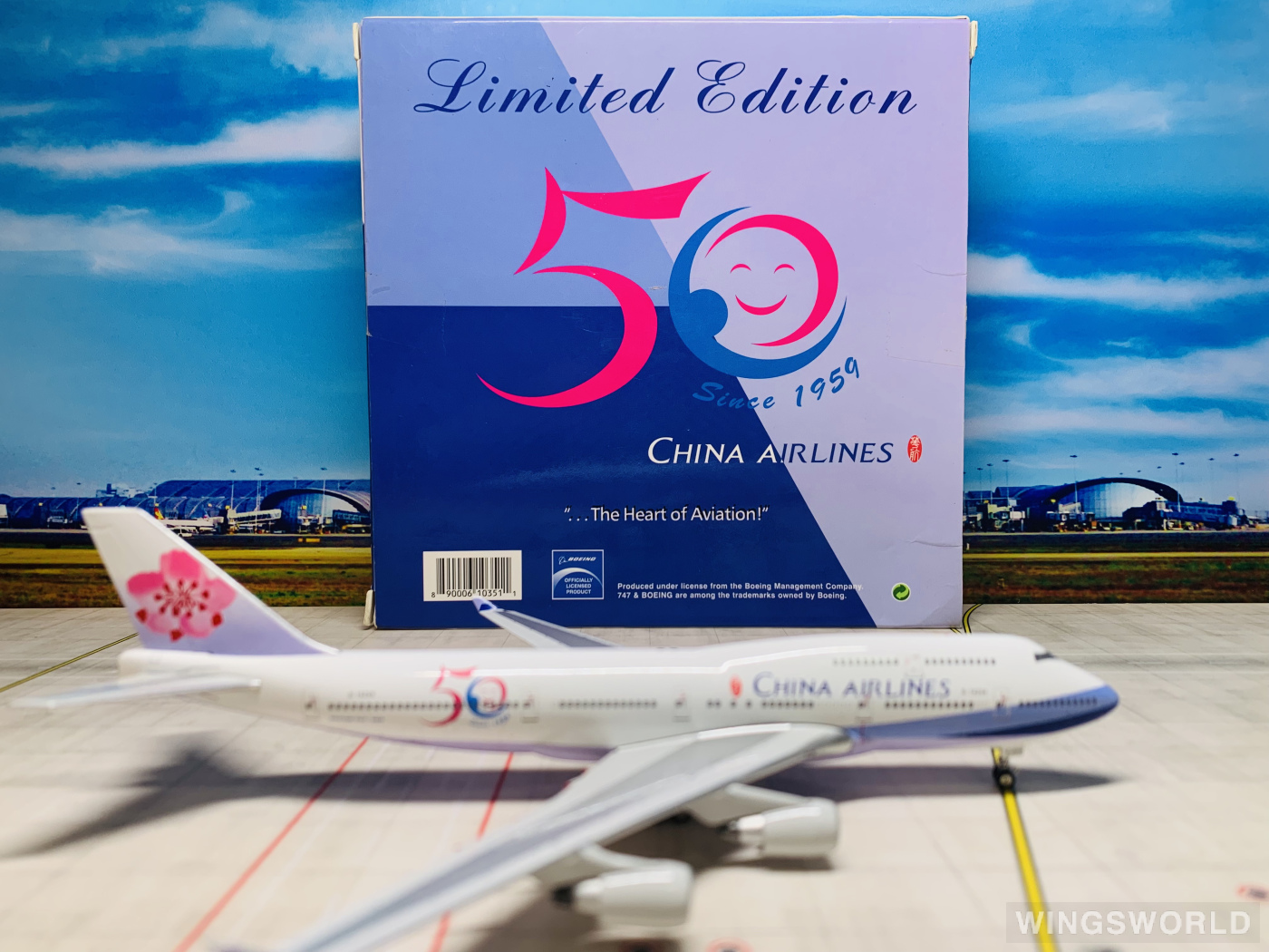 Phoenix 1:400 PH10351 China Airlines 中华航空 Boeing 747-400 B-18208