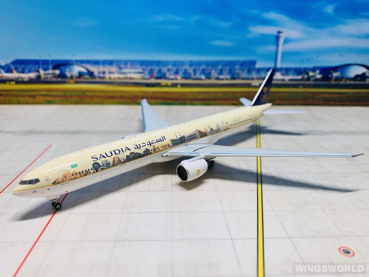 Phoenix 1:400 PH11349 Saudia 沙特阿拉伯航空 Boeing 777-300ER HZ-AK28