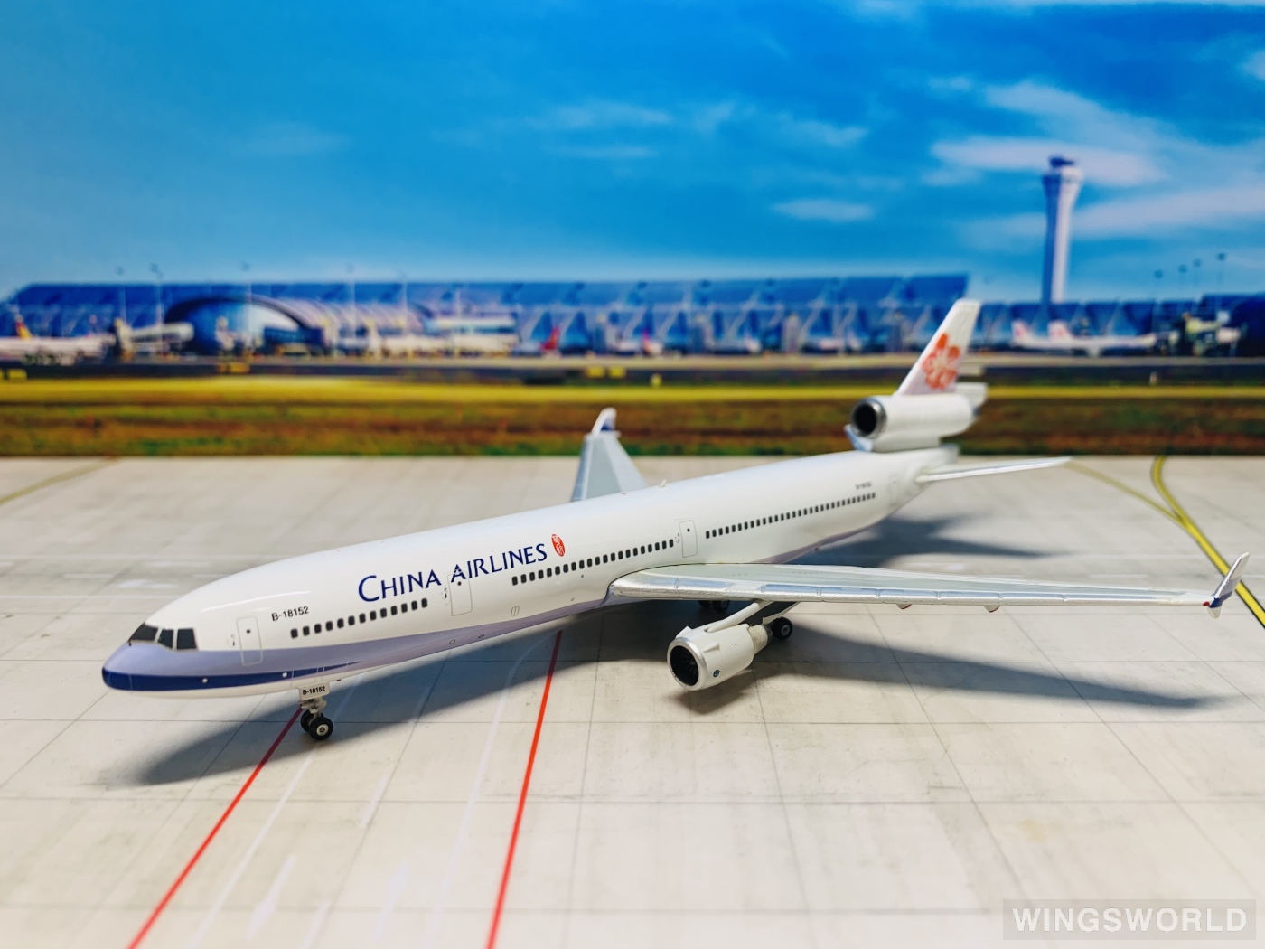 Phoenix 1:400 PH10993 China Airlines 中华航空 McDonnell Douglas MD-11 B-18152