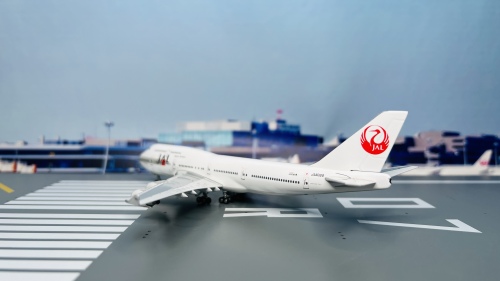 Japan Airlines 日本航空 Boeing 747-400 JA8088 PH10345B Phoenix 1:400