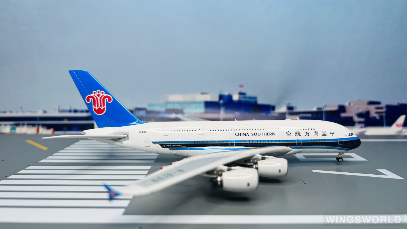 Phoenix 1:400 PH10889 China Southern 中国南方航空 Airbus A380-800 B-6139