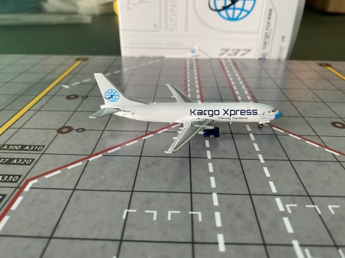 Kargo Express Boeing 737-400 9M-KXA XX4495 JC Wings 1:400