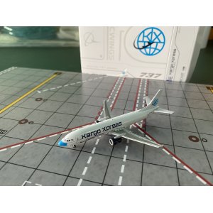 Kargo Express Boeing 737-400 9M-KXA  XX4495 JC Wings 1:400