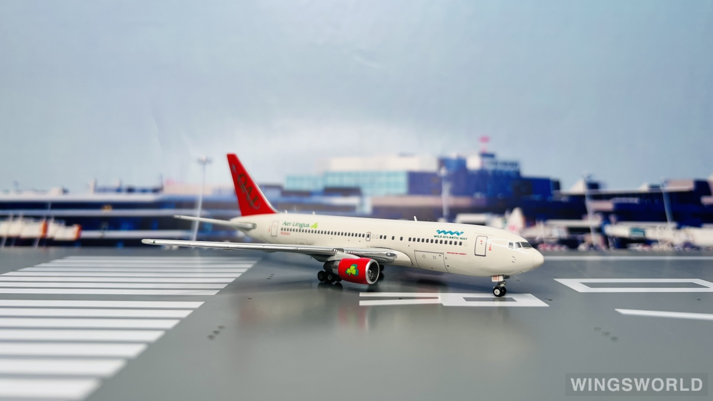 JC Wings 1:400 XX4239 Omni Air International Boeing 767-200ER N225AX