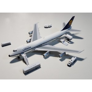 Lufthansa 汉莎航空 Boeing 747-200 D-ABYQ 1970s colors. Named 